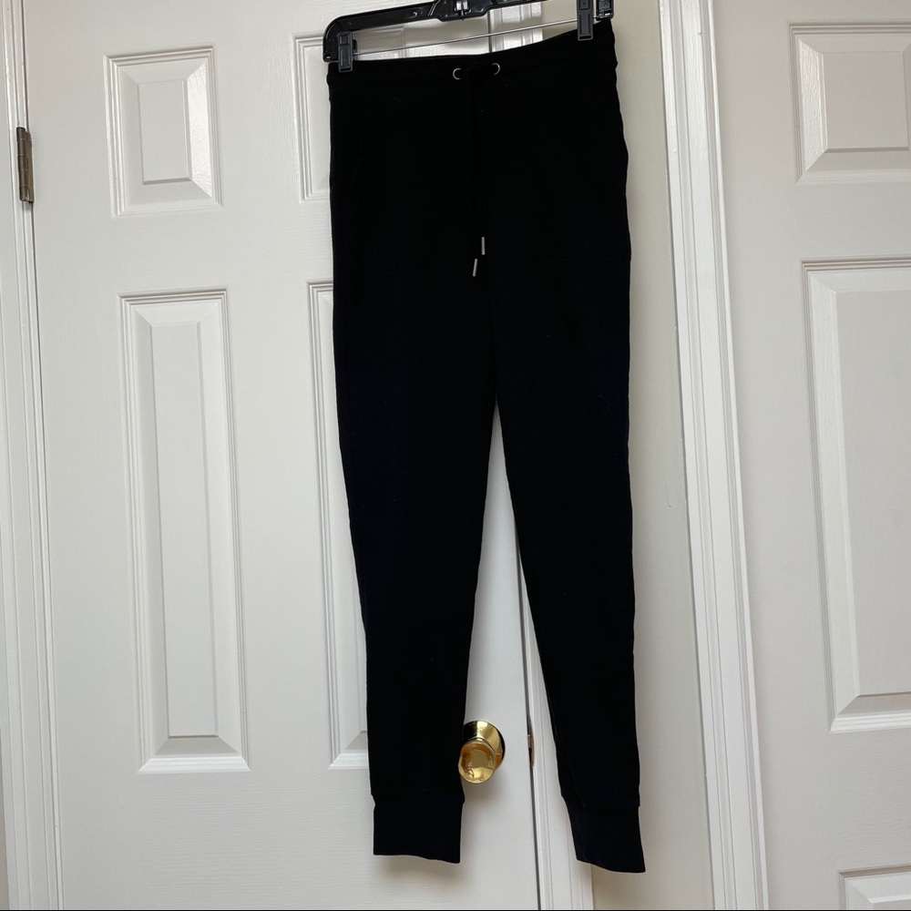 Like-New Uniqlo Sweat Pants